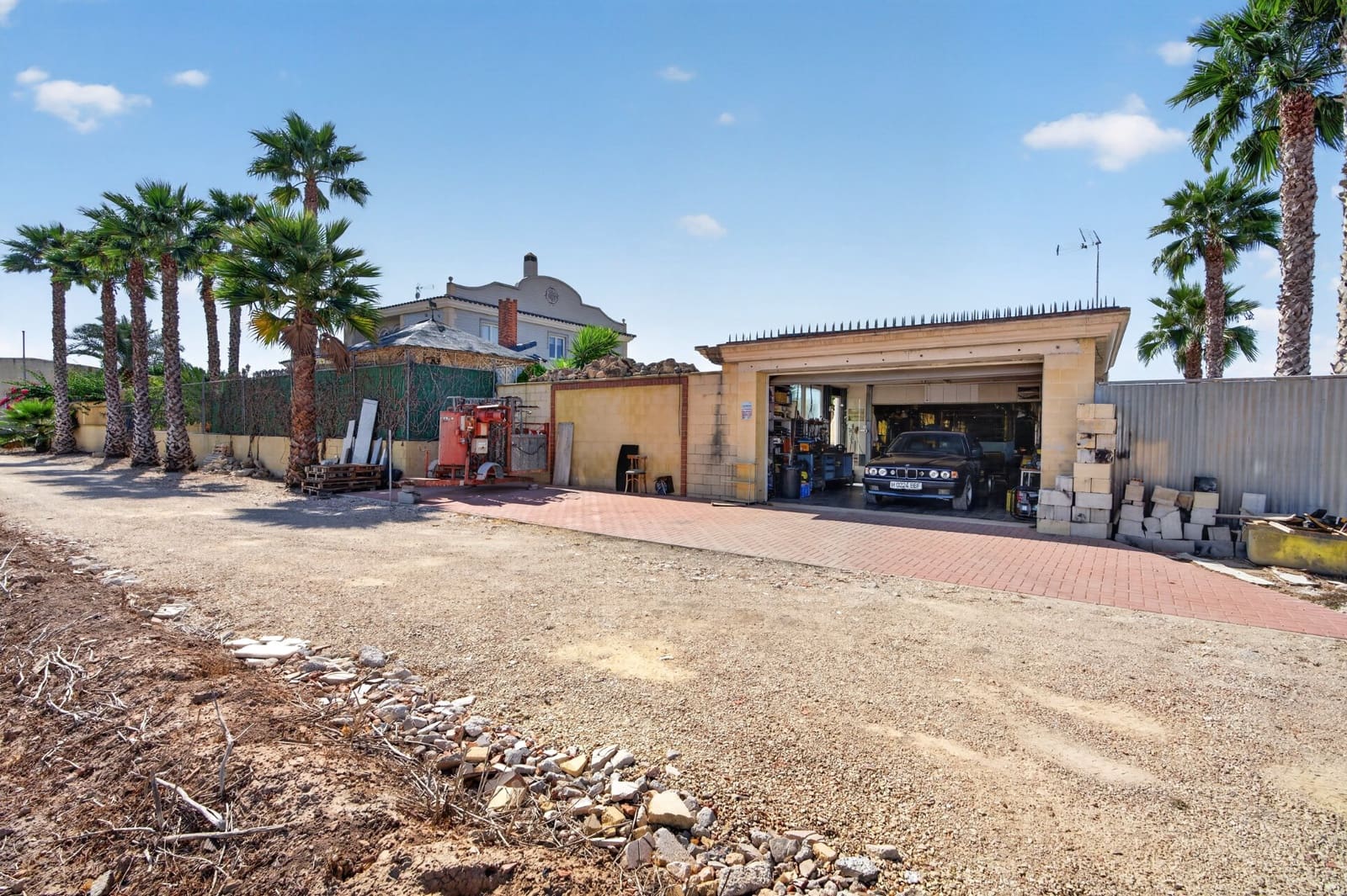 6 bedroom Villa for sale in San Fulgencio with pool garage - € 849,900 (Ref: 10116035)