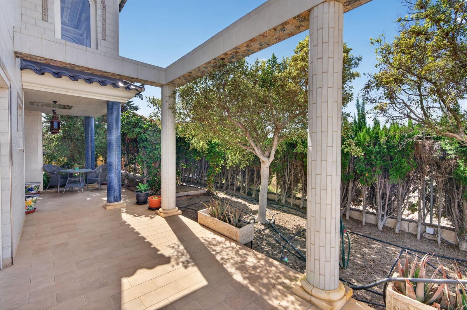 6 bedroom Villa for sale in San Fulgencio with pool garage - € 849,900 (Ref: 10116035)