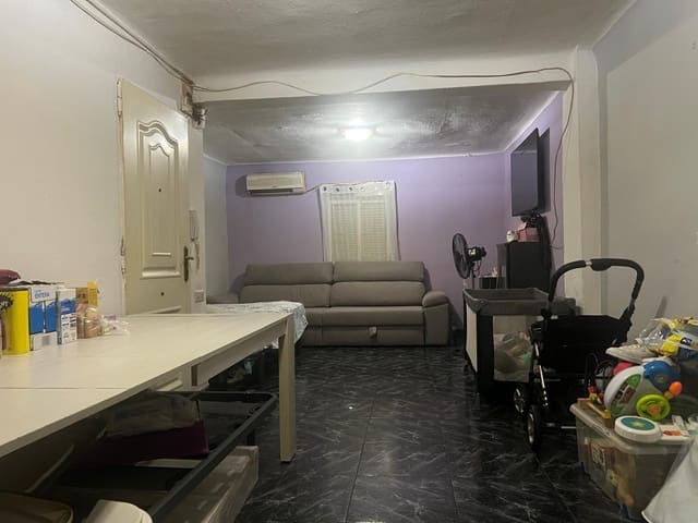 2 soveværelse Lejlighed til salg i Carrús Est - Camí dels Magros, Elche / Elx med swimmingpool - € 89.900 (Ref: 10133524)