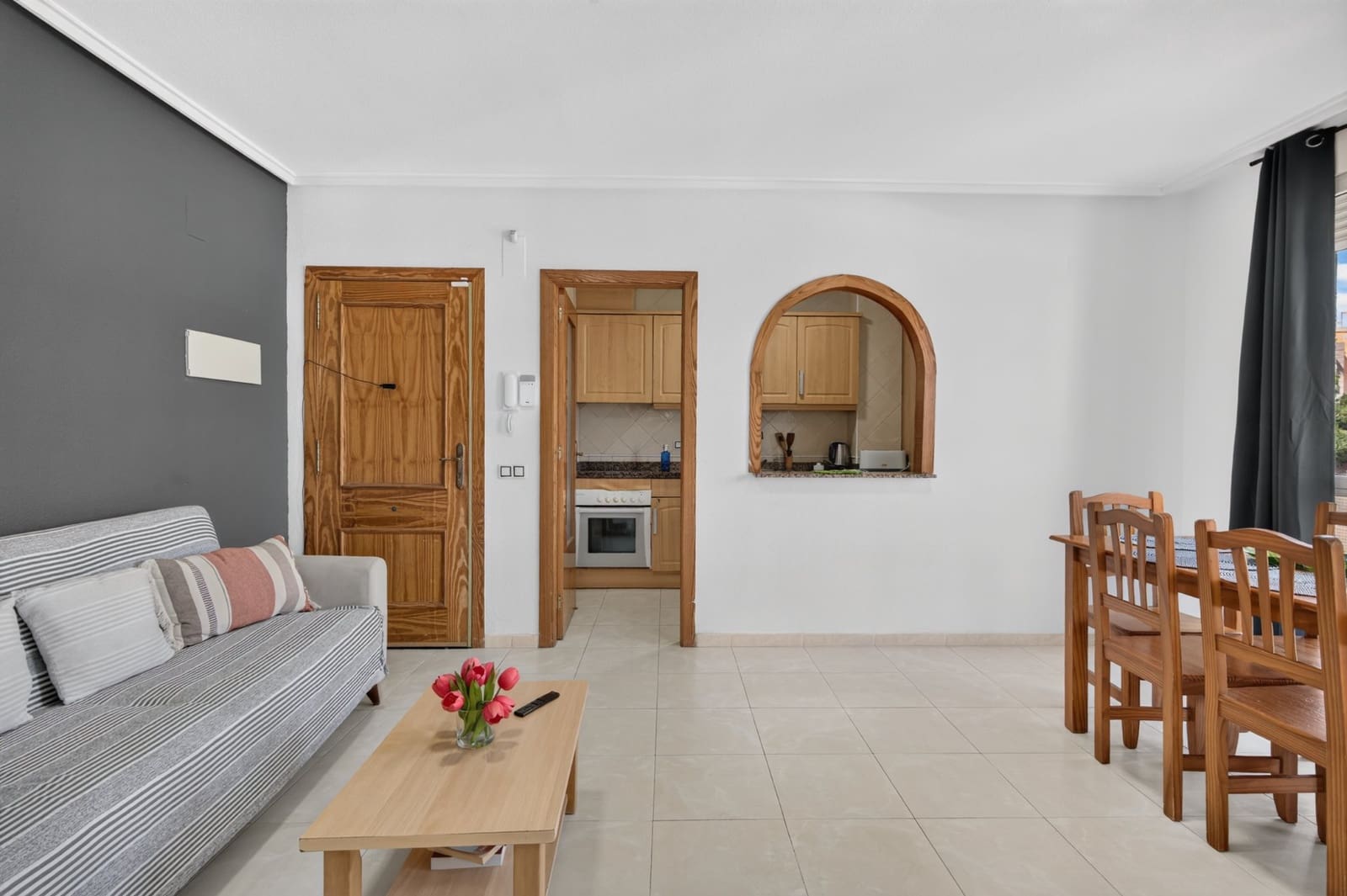 2 Zimmer Wohnung zu verkaufen in Torrevieja mit Pool - 159.900 € (Ref: 10147952)