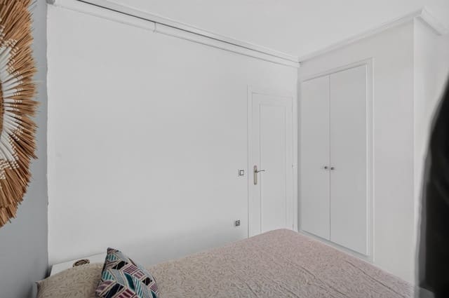 2 chambre Appartement à vendre à Centro, Torrevieja avec piscine - 159 900 € (Ref: 10147952)