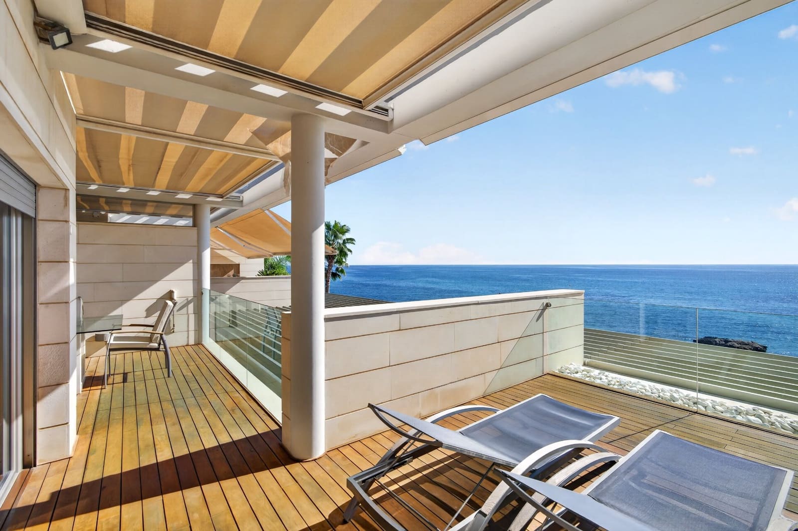 2 bedroom Townhouse for sale in El Campello with pool garage - € 1,349,000 (Ref: 10155572)