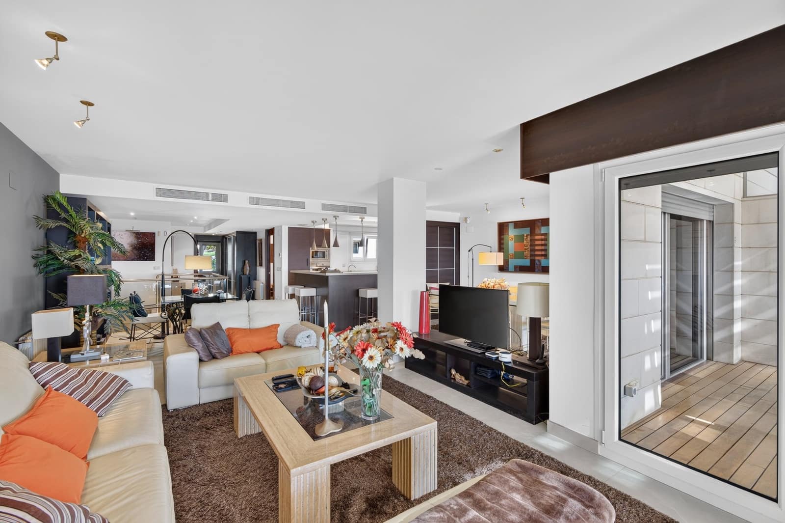 2 bedroom Townhouse for sale in El Campello with pool garage - € 1,349,000 (Ref: 10155572)