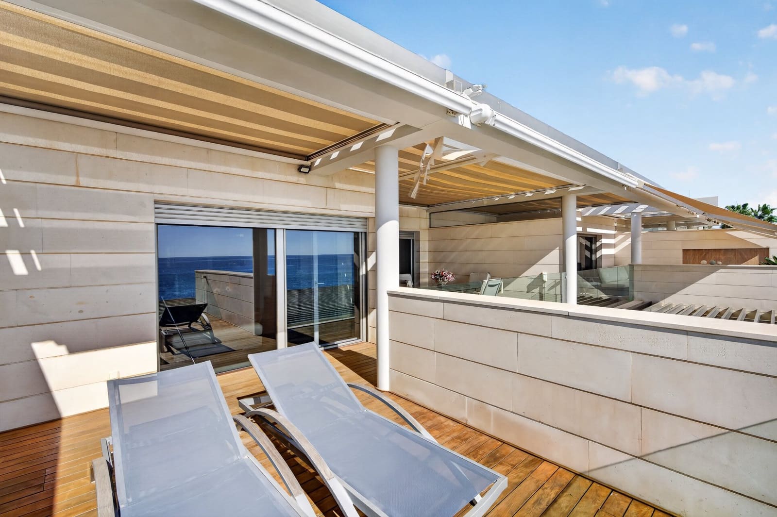 2 bedroom Townhouse for sale in El Campello with pool garage - € 1,349,000 (Ref: 10155572)