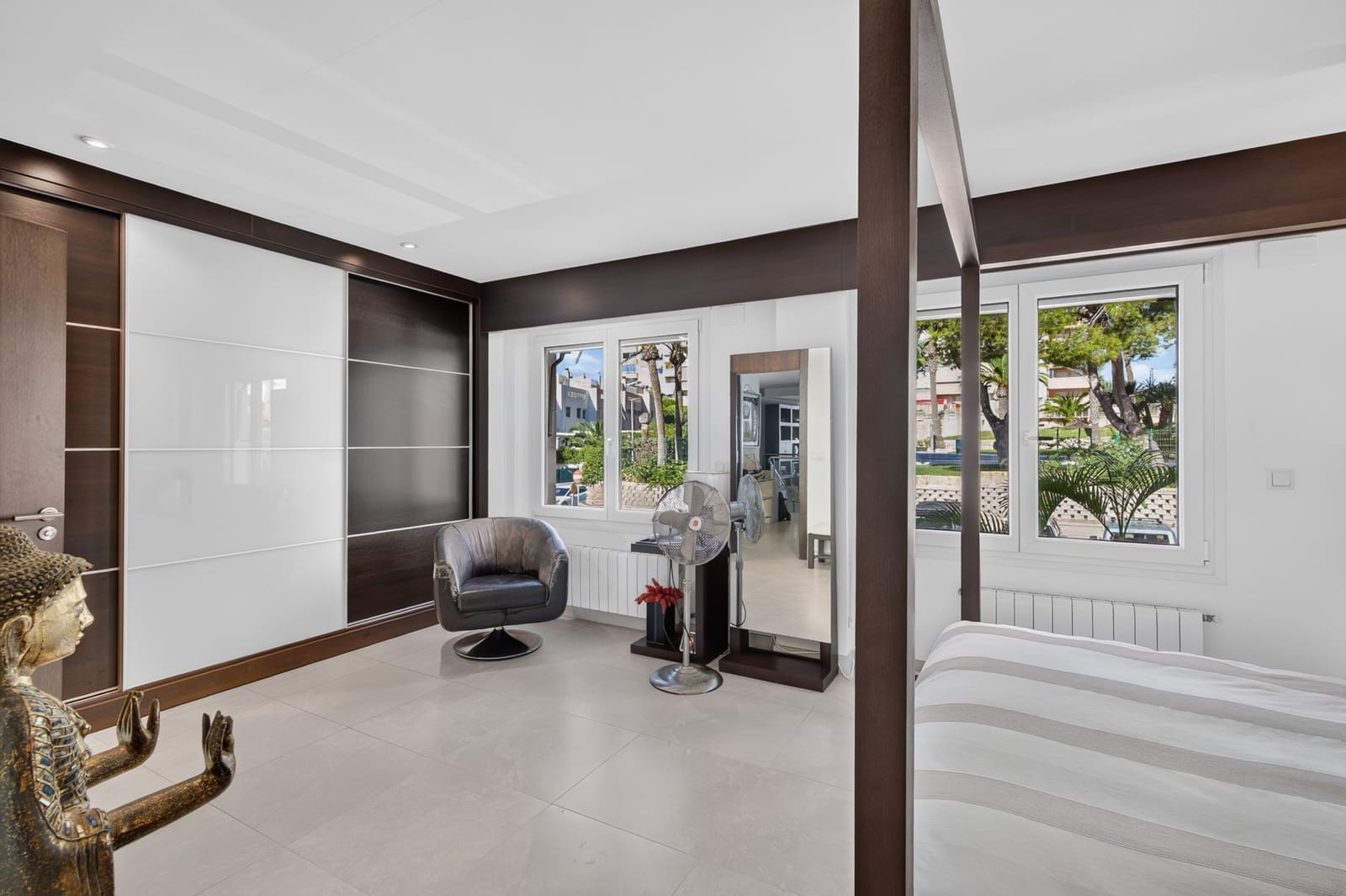 2 bedroom Townhouse for sale in El Campello with pool garage - € 1,349,000 (Ref: 10155572)