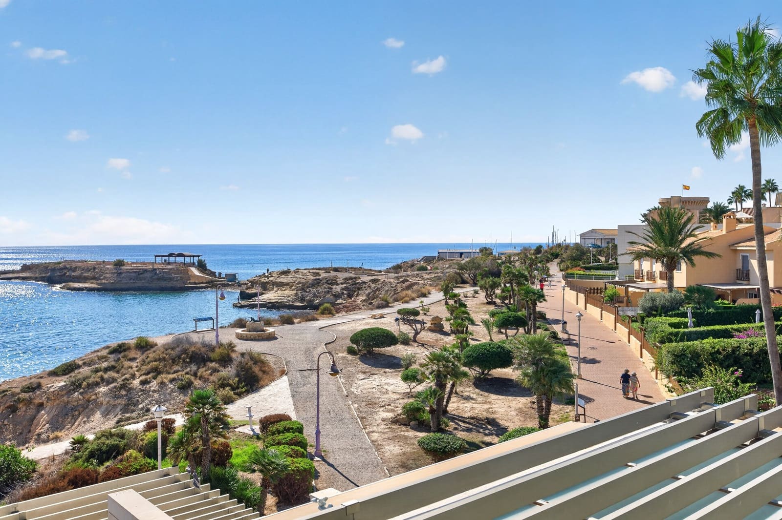 2 bedroom Townhouse for sale in El Campello with pool garage - € 1,349,000 (Ref: 10155572)