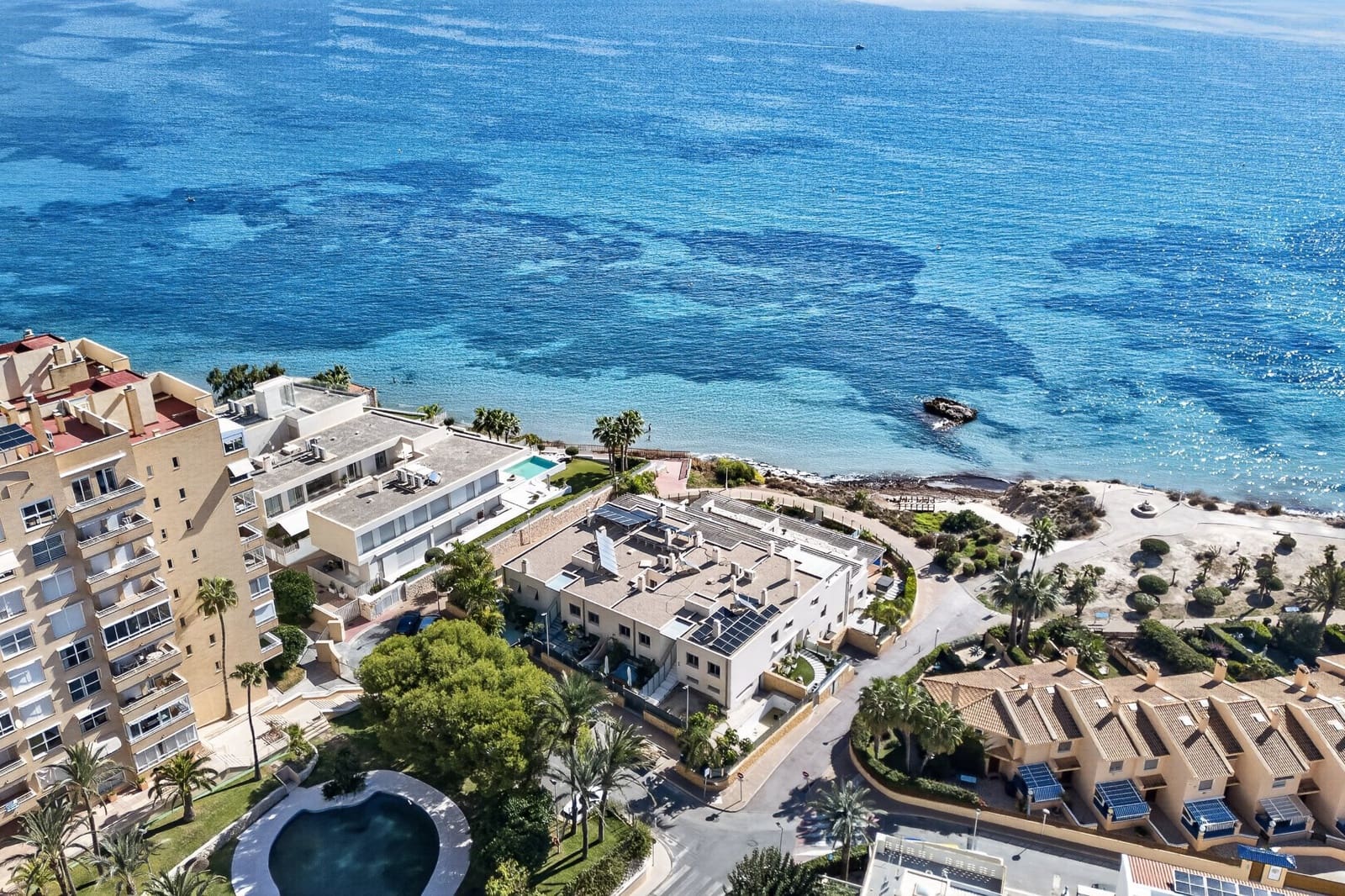 2 bedroom Townhouse for sale in El Campello with pool garage - € 1,349,000 (Ref: 10155572)