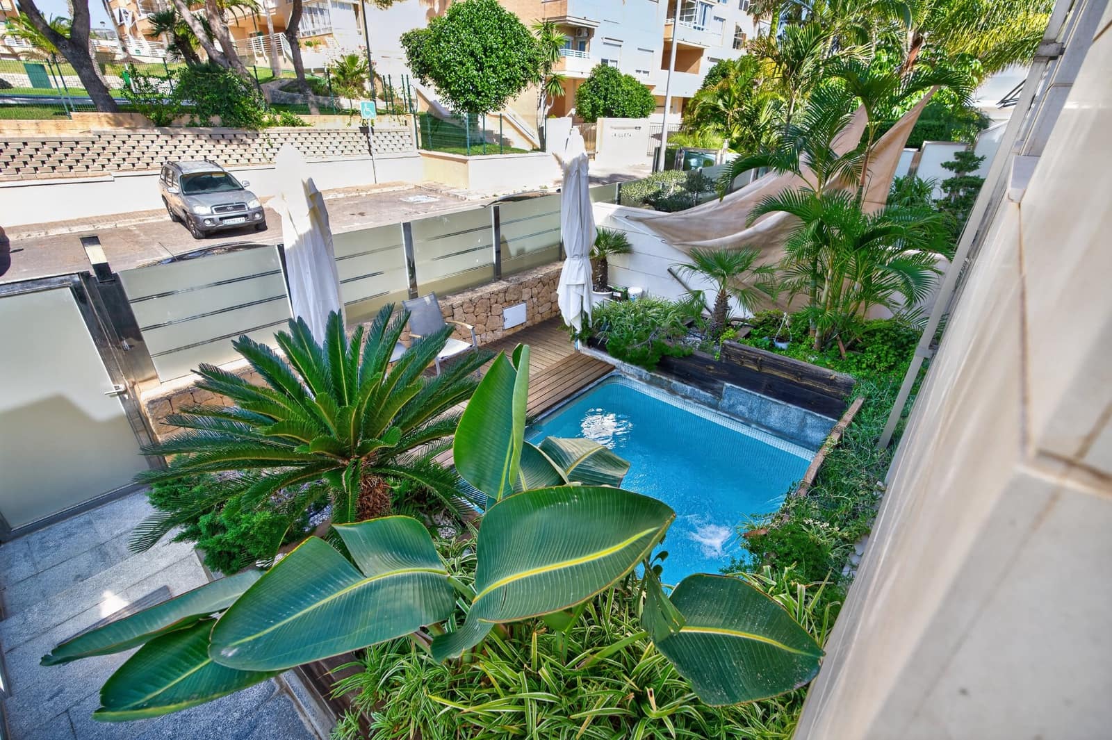 2 bedroom Townhouse for sale in El Campello with pool garage - € 1,349,000 (Ref: 10155572)