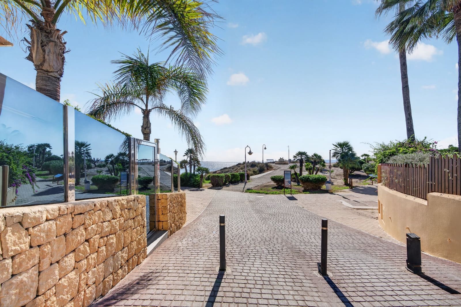 2 bedroom Townhouse for sale in El Campello with pool garage - € 1,349,000 (Ref: 10155572)