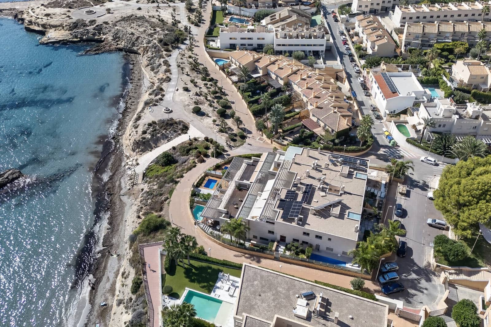 2 bedroom Townhouse for sale in El Campello with pool garage - € 1,349,000 (Ref: 10155572)