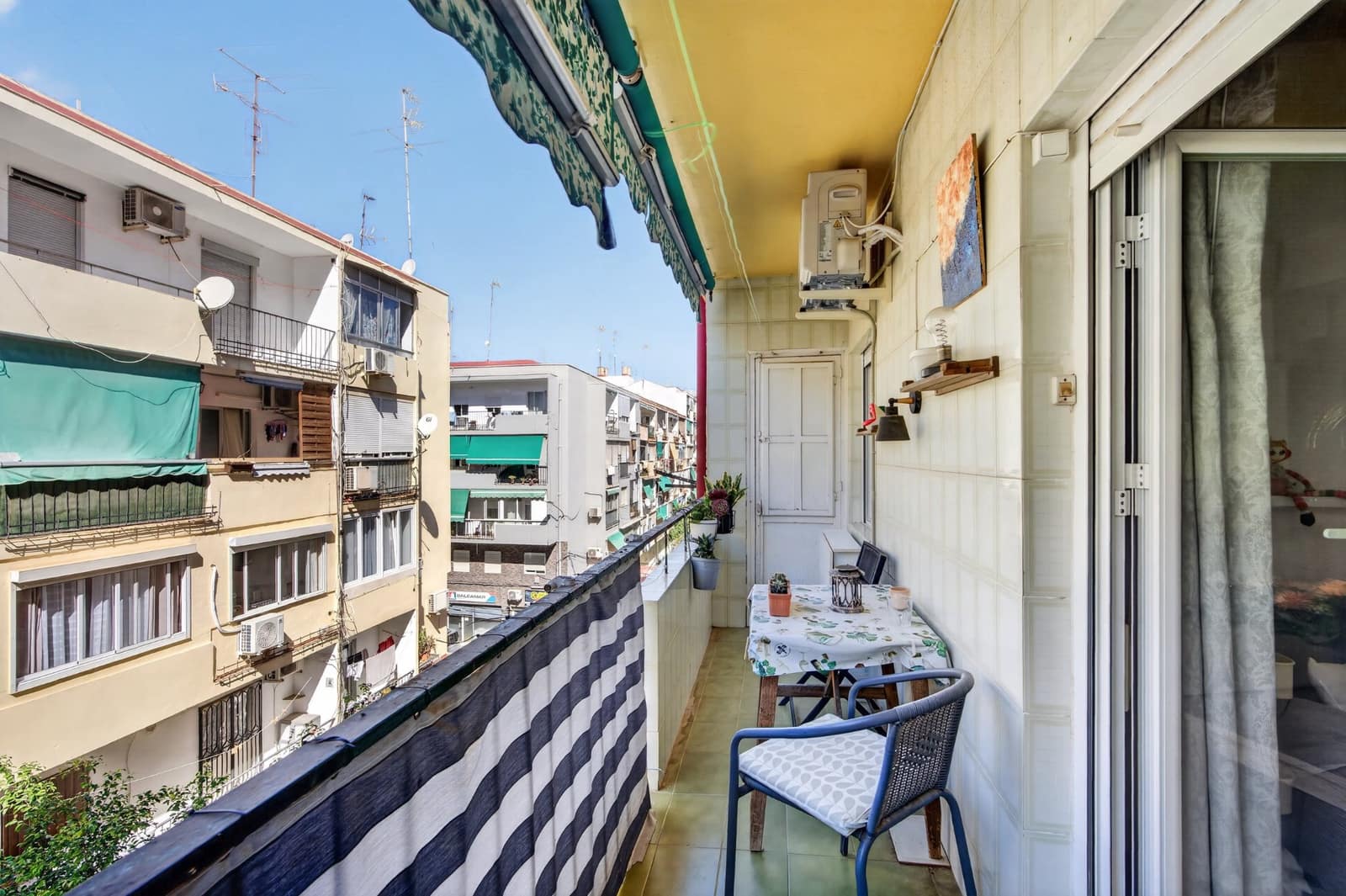 2 slaapkamer Flat te koop in Alicante stad - € 159.000 (Ref: 10156955)