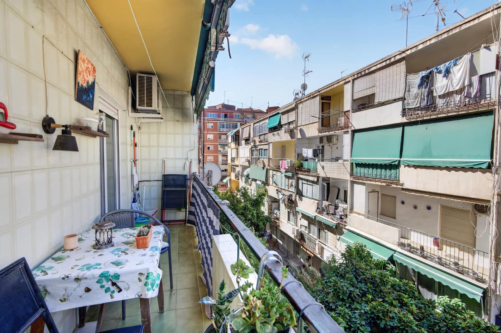 2 slaapkamer Flat te koop in Alicante stad - € 159.000 (Ref: 10156955)