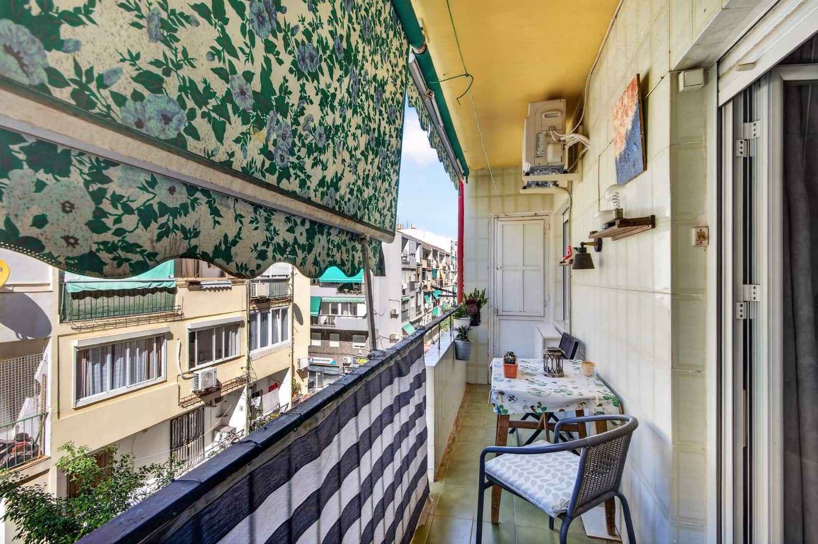 2 slaapkamer Flat te koop in Alicante stad - € 159.000 (Ref: 10156955)