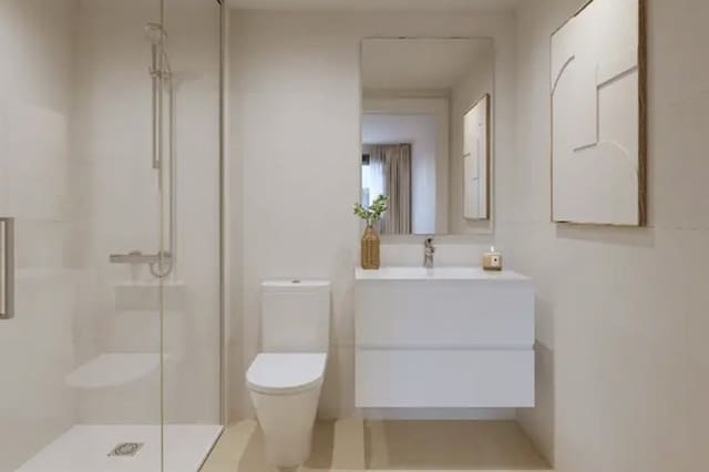 3 sovrum Lägenhet till salu i San Agustín, Alicante stad med pool garage - 295 000 € (Ref: 10159998)