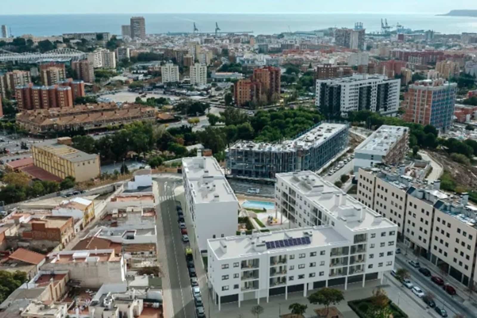 3 slaapkamer Flat te koop in Alicante stad met zwembad garage - € 295.000 (Ref: 10159998)