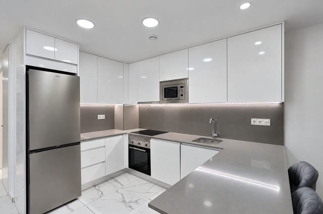 2 soveværelse Lejlighed til salg i Centro, Torrevieja med swimmingpool garage - € 316.900 (Ref: 10172126)