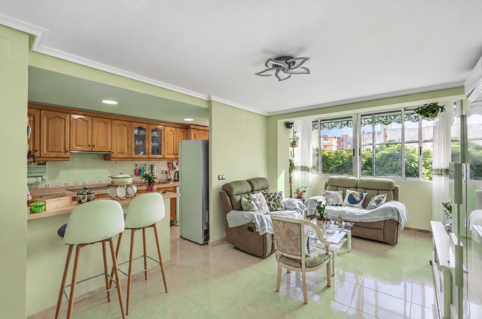 3 soverom Leilighet til salgs i Alicante by med svømmebasseng - € 195 000 (Ref: 10179411)
