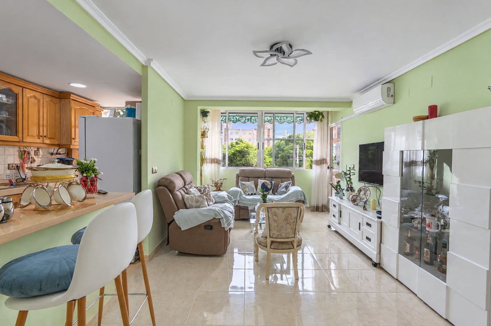 3 soverom Leilighet til salgs i Alicante by med svømmebasseng - € 195 000 (Ref: 10179411)