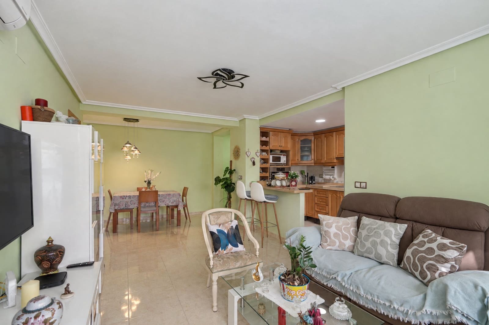 3 soverom Leilighet til salgs i Alicante by med svømmebasseng - € 195 000 (Ref: 10179411)