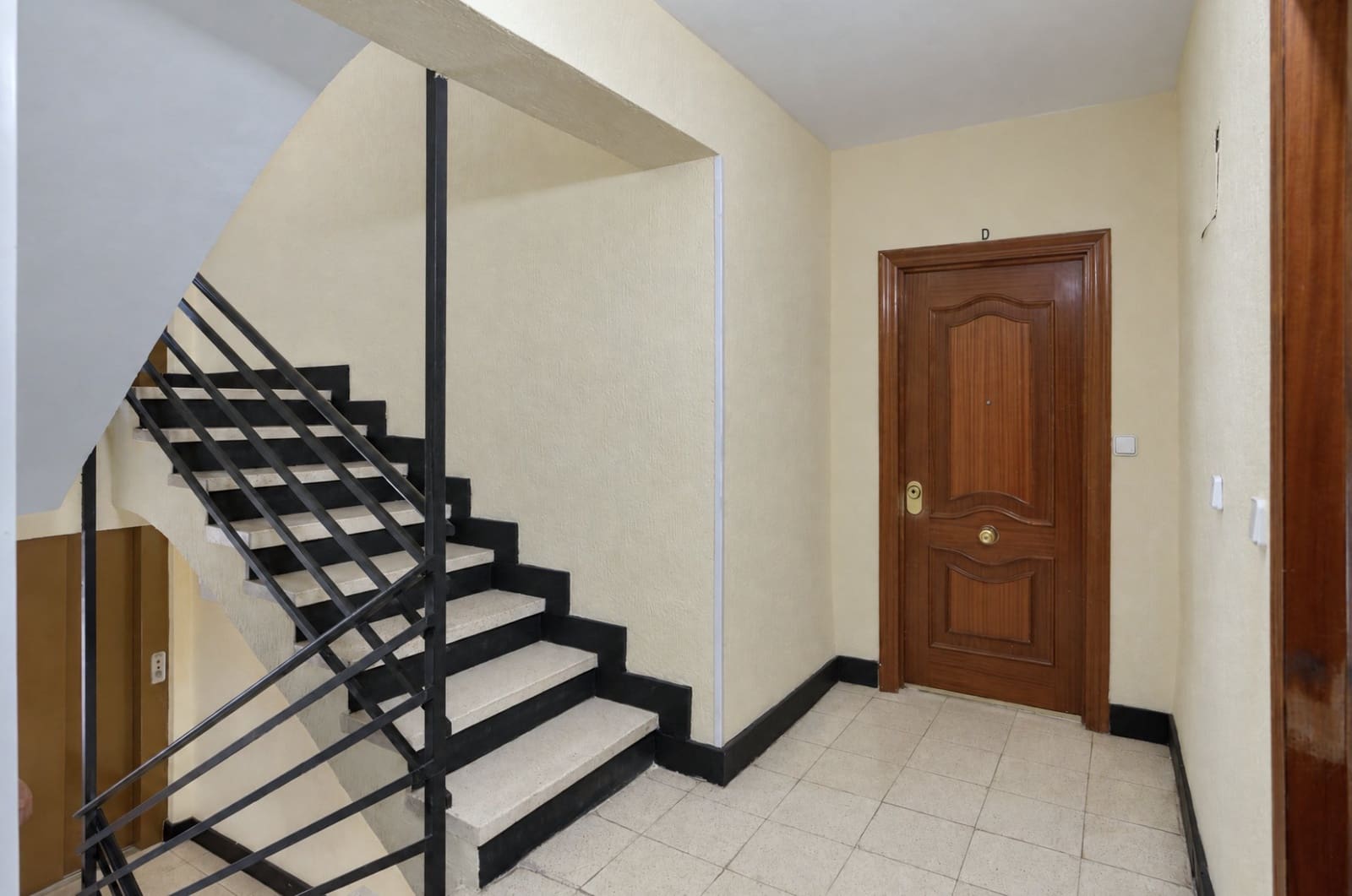 3 soverom Leilighet til salgs i Alicante by med svømmebasseng - € 195 000 (Ref: 10179411)