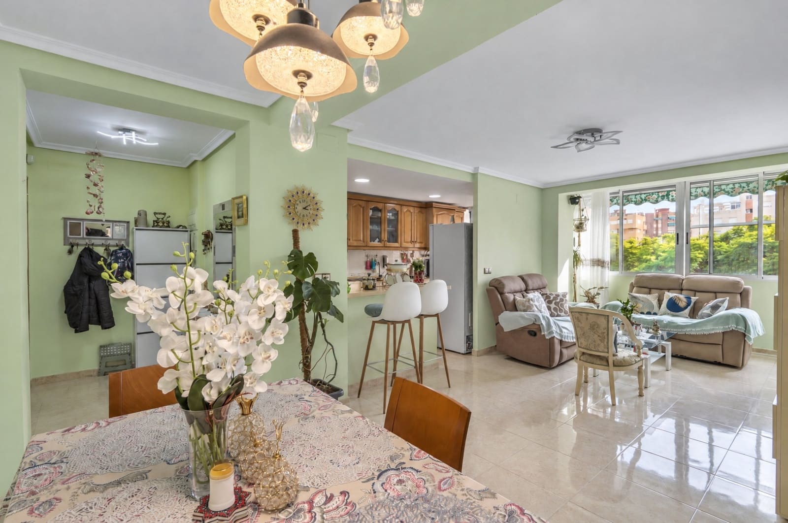 3 soverom Leilighet til salgs i Alicante by med svømmebasseng - € 195 000 (Ref: 10179411)