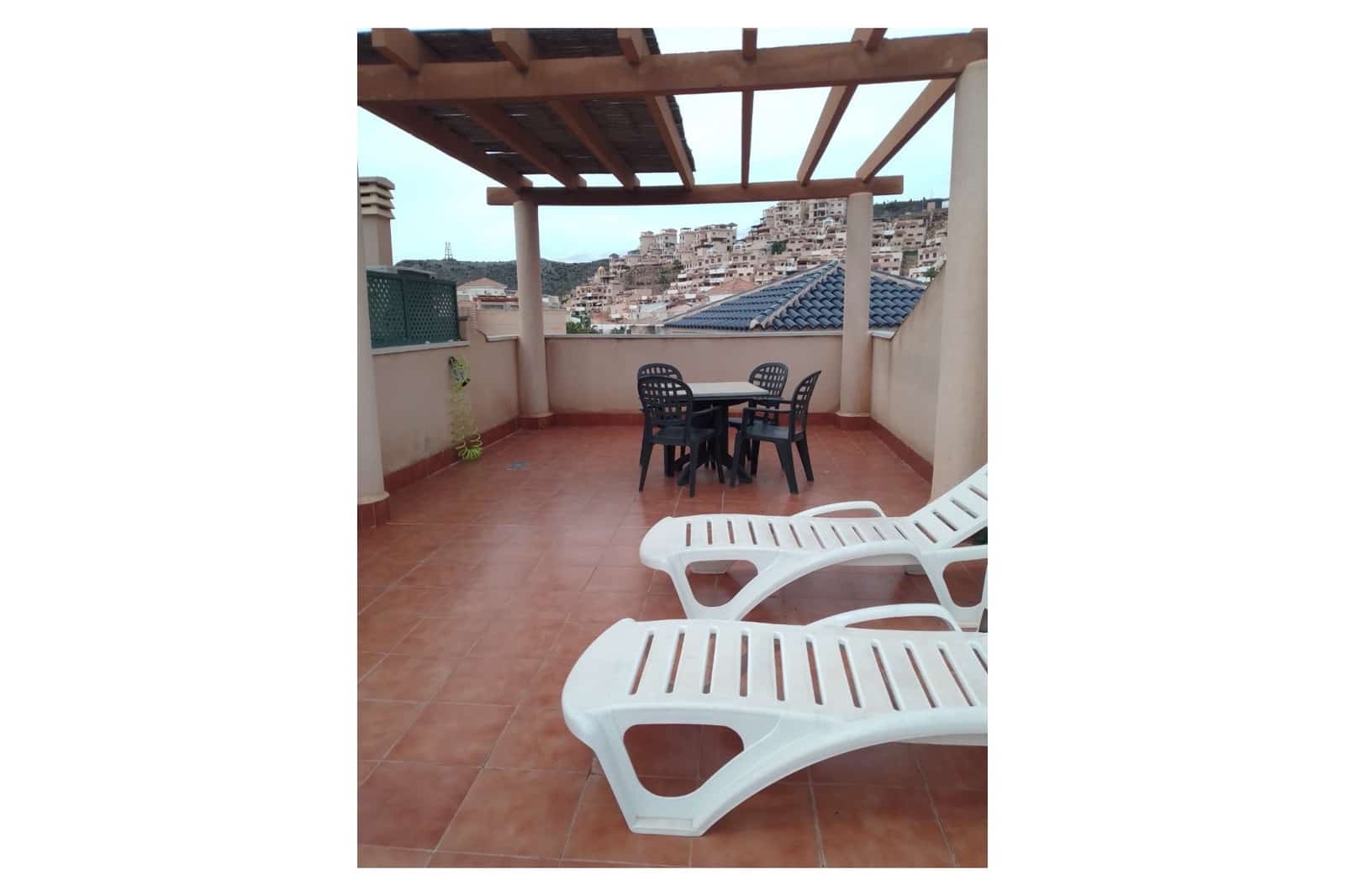 Ático de 2 habitaciones en Aguilas en venta con piscina garaje - 132.000 € (Ref: 10186093)