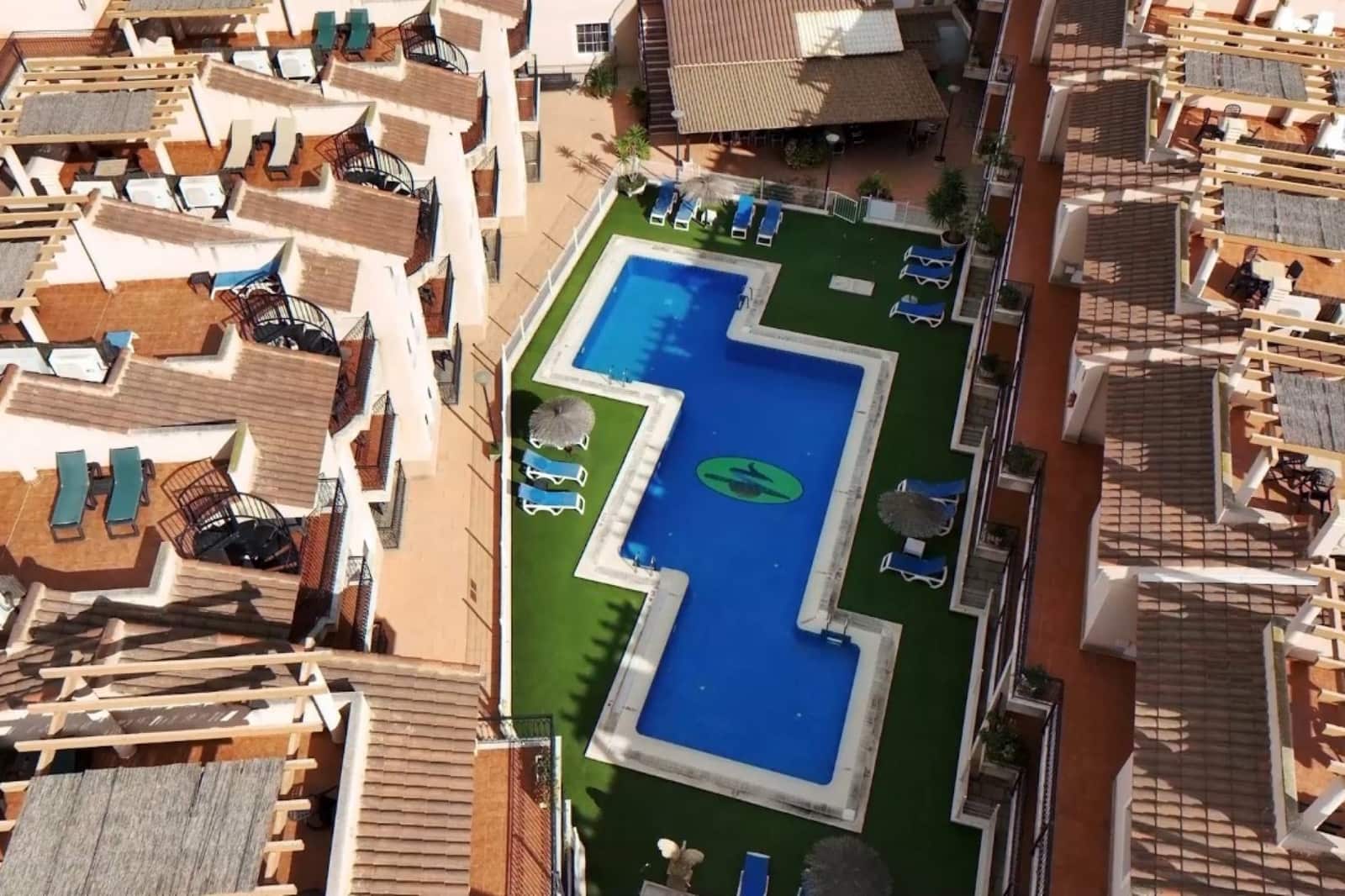 Ático de 2 habitaciones en Aguilas en venta con piscina garaje - 132.000 € (Ref: 10186093)