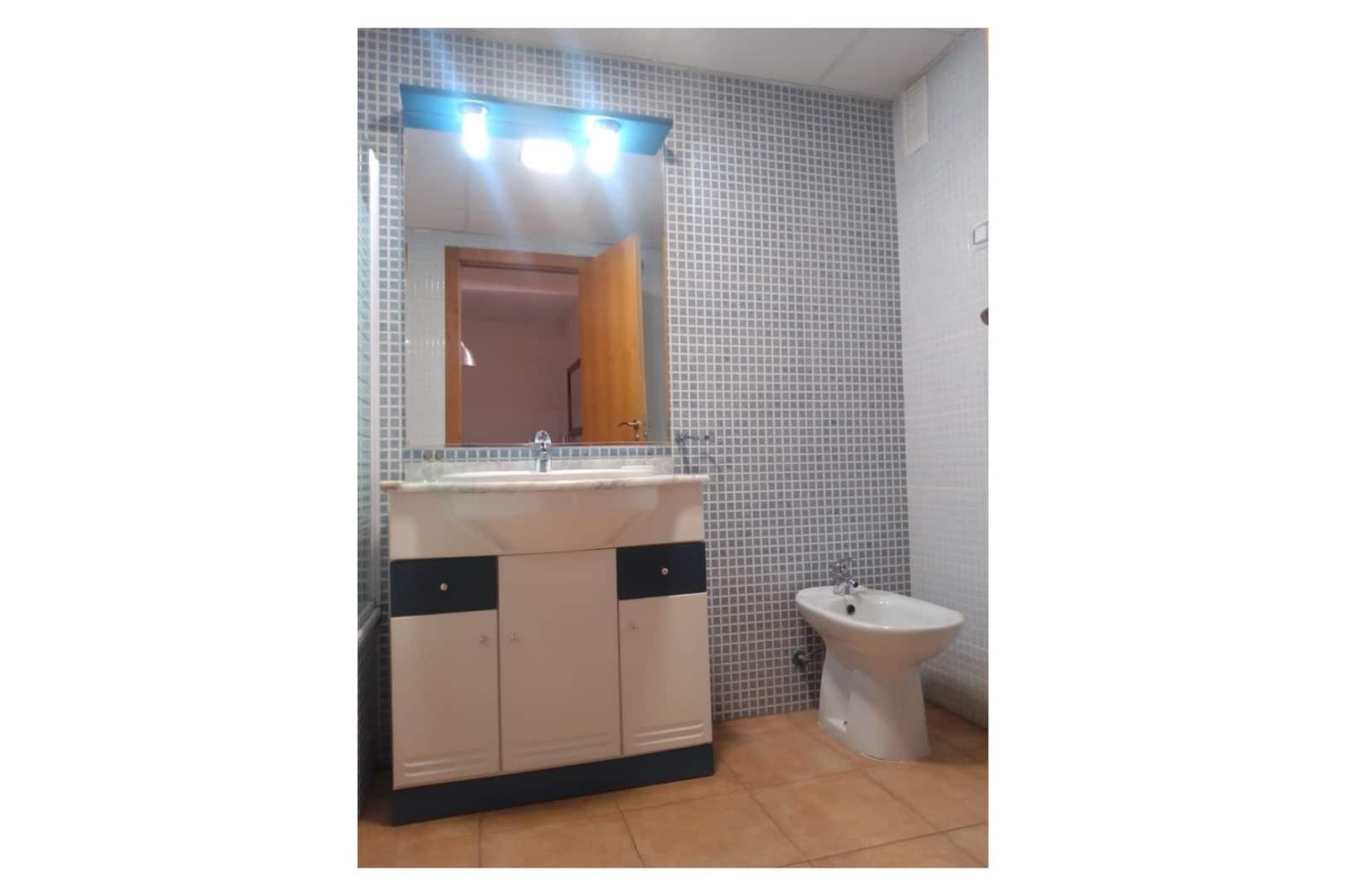 Ático de 2 habitaciones en Aguilas en venta con piscina garaje - 132.000 € (Ref: 10186093)