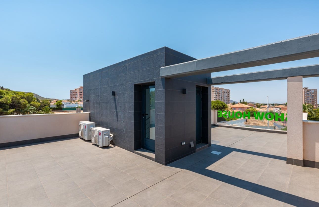 4 sovrum Villa till salu i Playa Honda med pool - 675 000 € (Ref: 7089609)