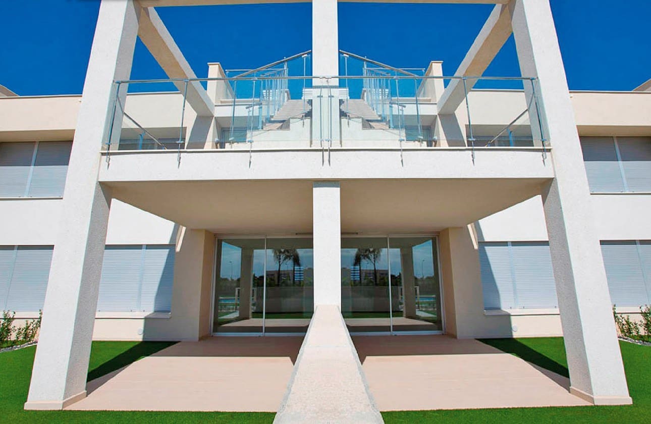 3 soveværelse Lejlighed til salg i Estrella de Mar med swimmingpool garage - € 239.000 (Ref: 7089854)