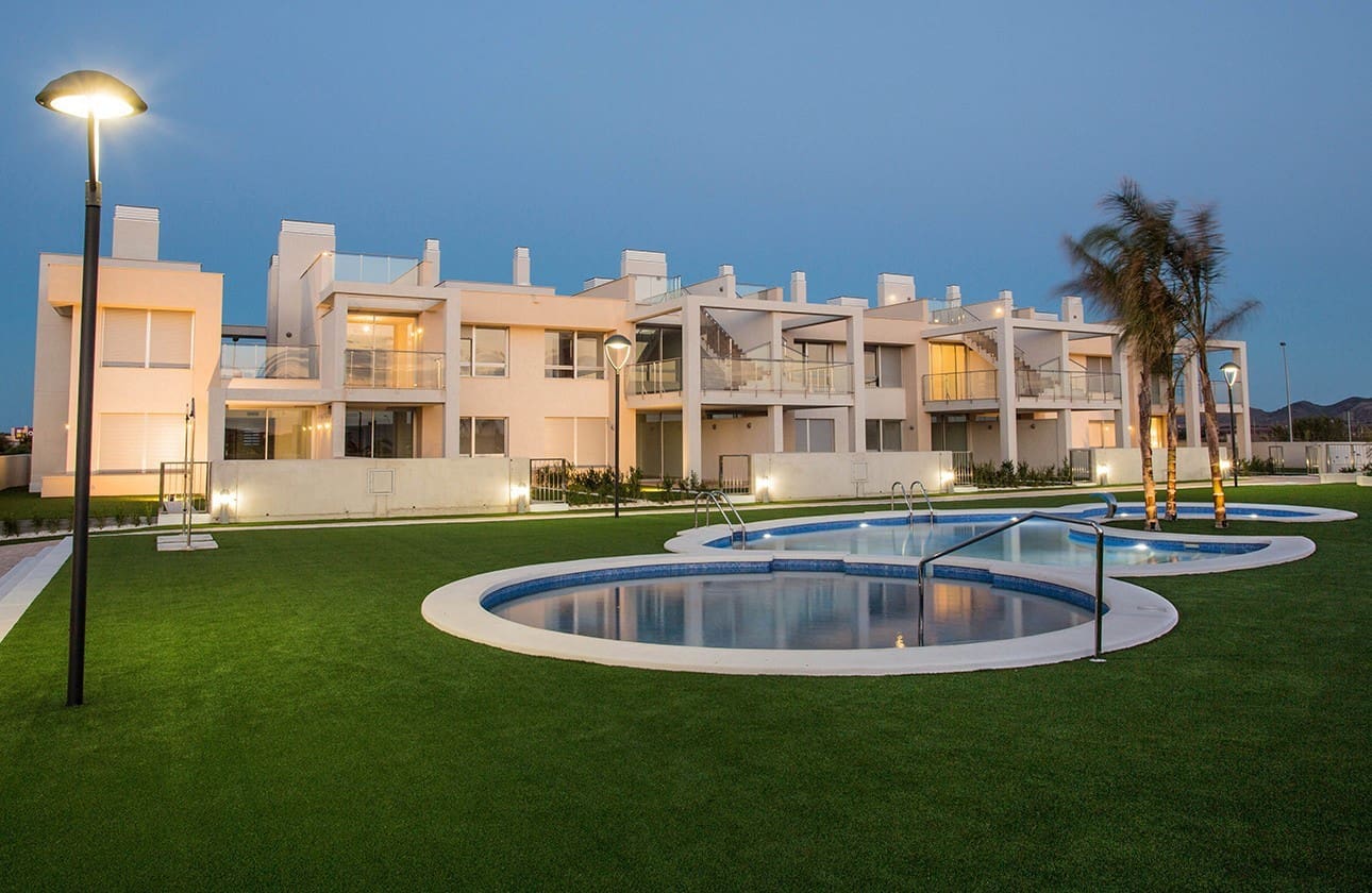 3 soveværelse Lejlighed til salg i Estrella de Mar med swimmingpool garage - € 239.000 (Ref: 7089854)