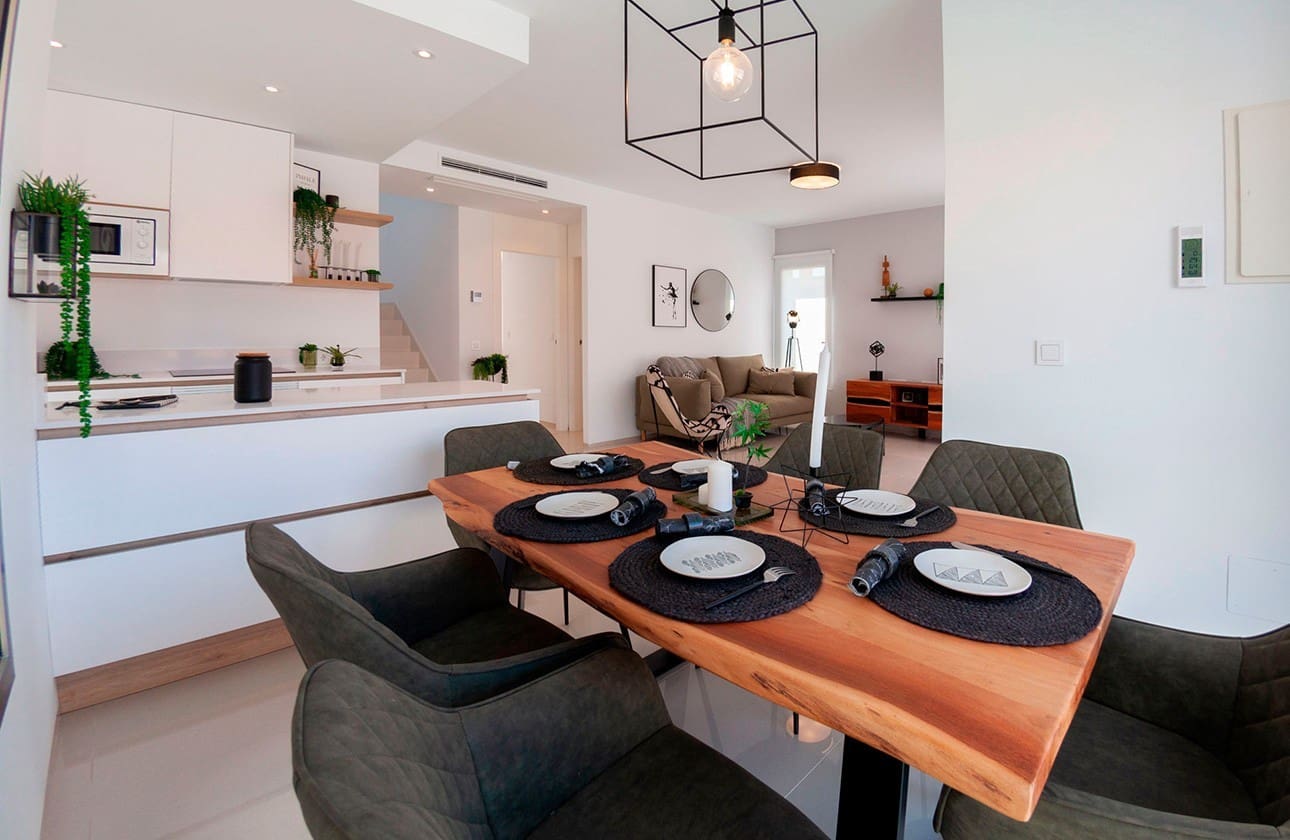 3 soverom Villa til salgs i Los Alcazares med svømmebasseng garasje - € 479 950 (Ref: 7090041)