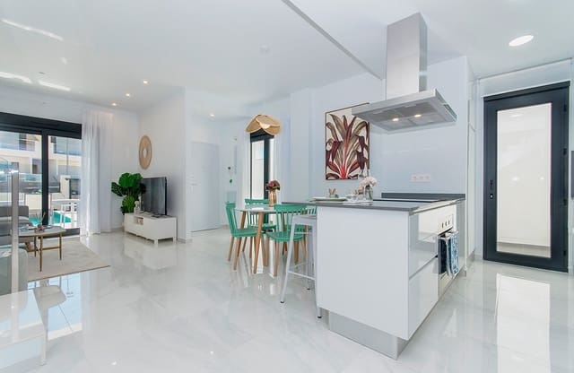 3 soverom Villa til salgs i Vistabella, Orihuela med svømmebasseng garasje - € 389 000 (Ref: 7090166)