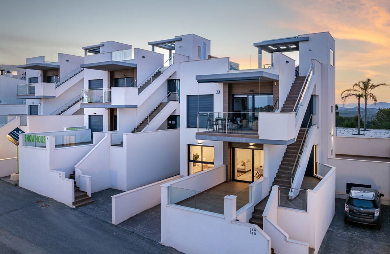 2 sovrum Lägenhet till salu i San Miguel de Salinas med pool garage - 375 000 € (Ref: 7090167)