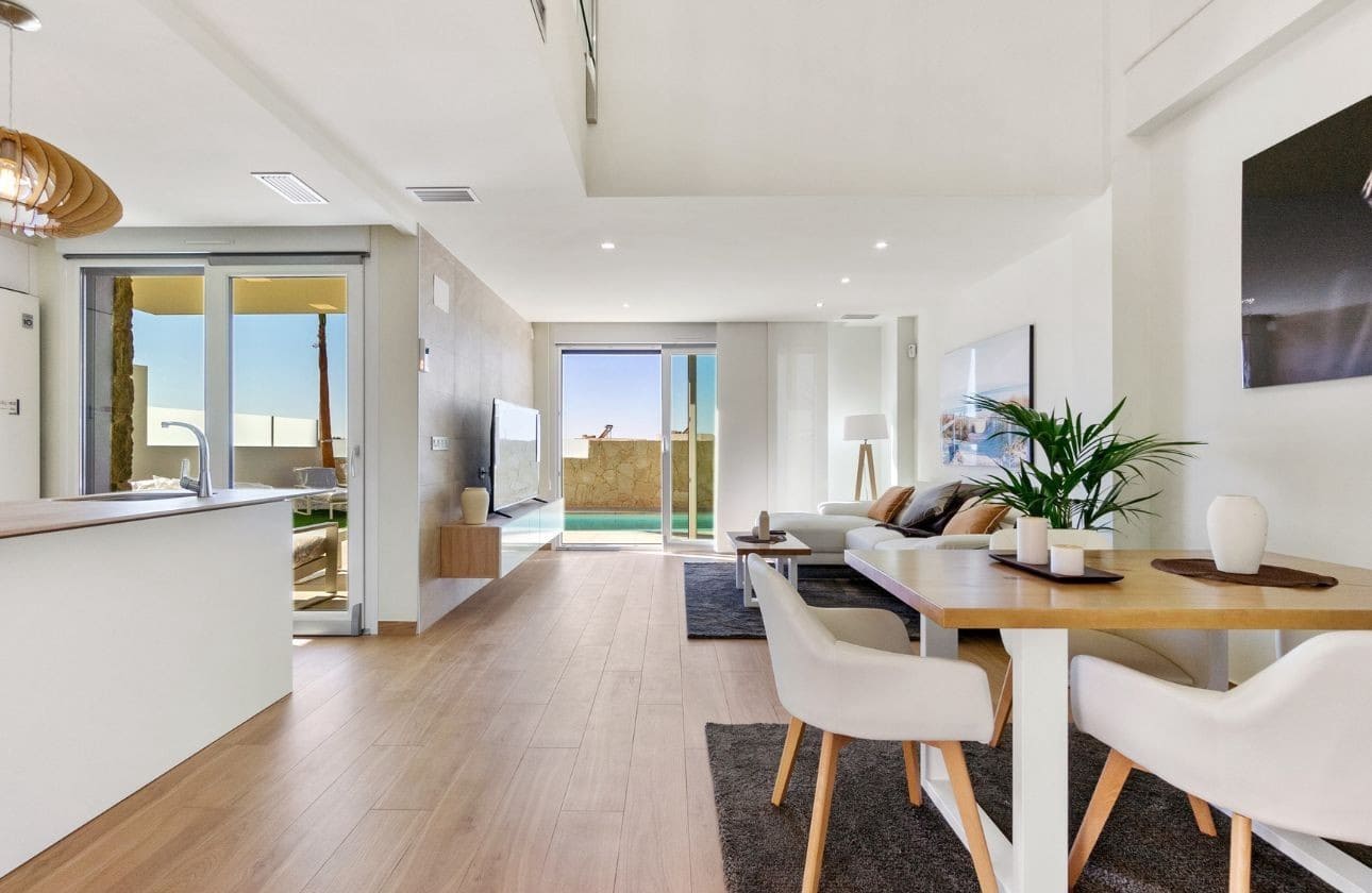 3 Zimmer Villa zu verkaufen in Ciudad Quesada mit Pool Garage - 649.000 € (Ref: 7090282)