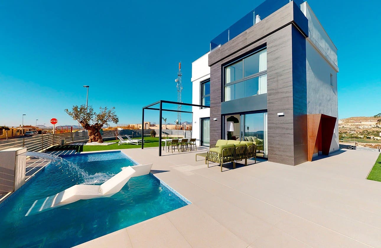 3 sovrum Villa till salu i El Campello med pool garage - 495 000 € (Ref: 7090375)