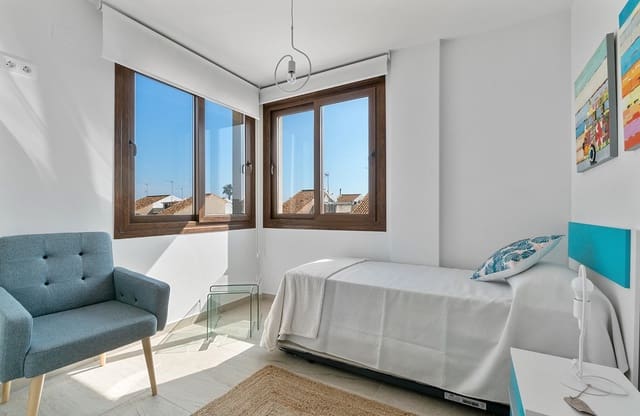 2 chambre Penthouse à vendre à Lo Pagan, San Pedro del Pinatar avec piscine garage - 265 000 € (Ref: 7123124)