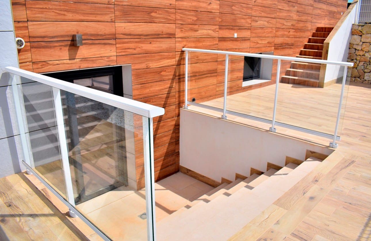 5 quarto Moradia para venda em Finestrat com piscina garagem - 760 000 € (Ref: 7124958)