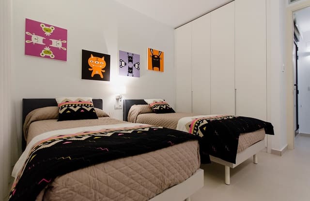 4 sovrum Villa till salu i Dehesa de Campoamor, Orihuela med pool garage - 1 175 000 € (Ref: 7146199)