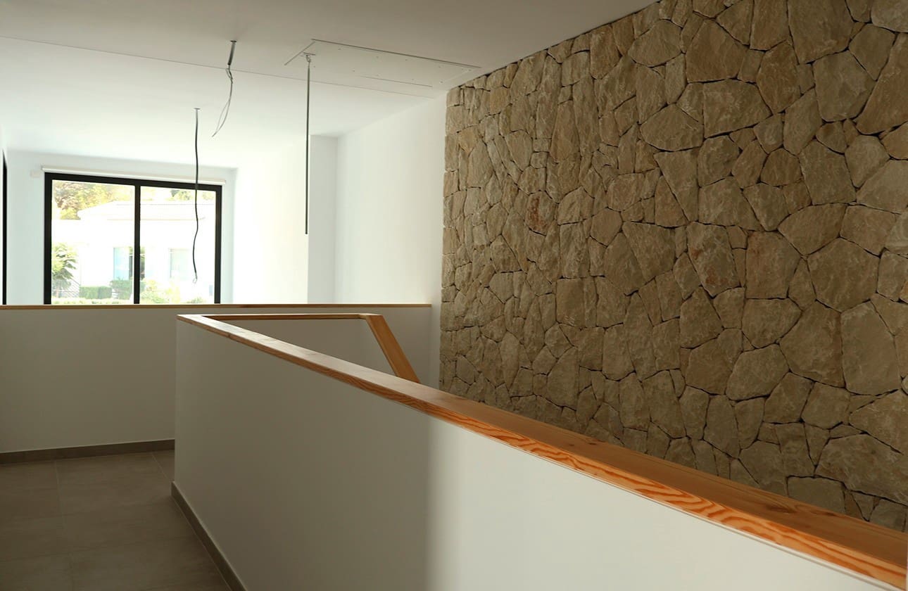 4 bedroom Villa for sale in Albir with pool garage - € 895,000 (Ref: 7375532)