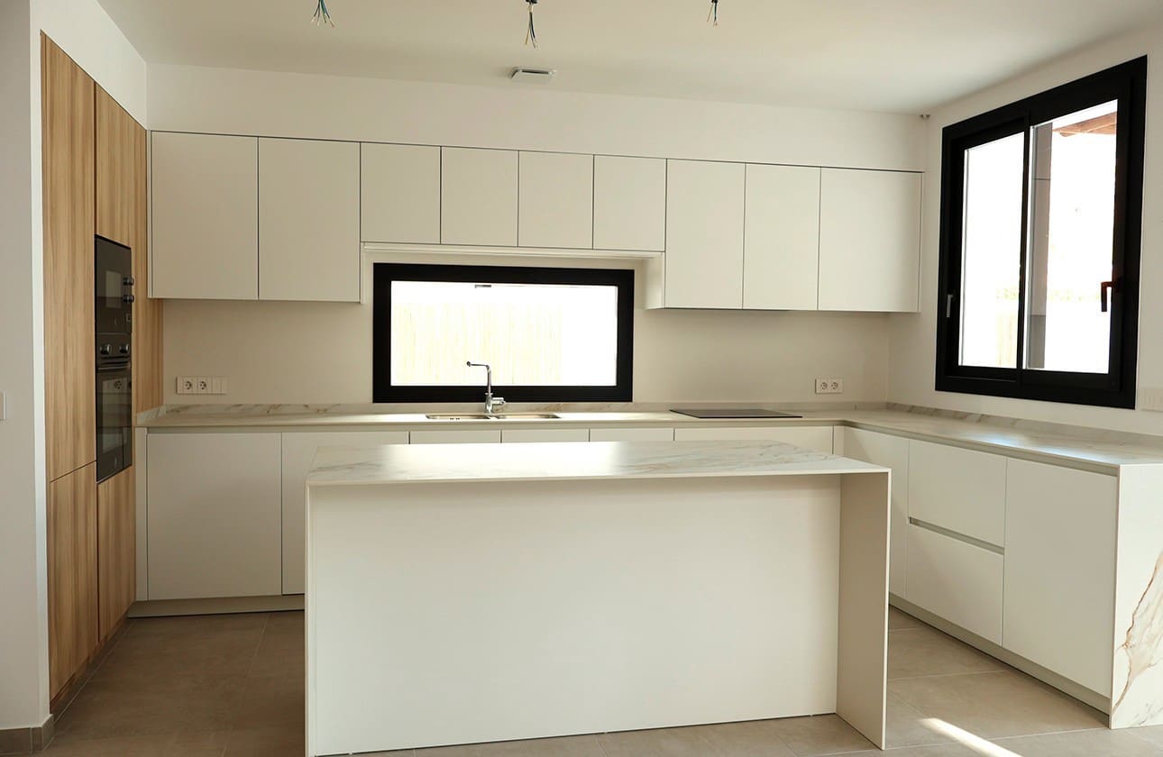 4 bedroom Villa for sale in Albir with pool garage - € 895,000 (Ref: 7375532)