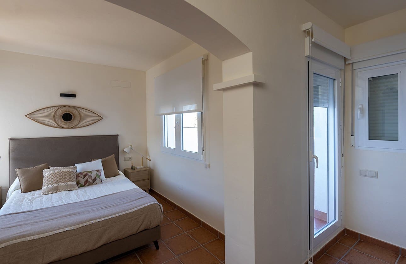 2 sypialnia Dom na sprzedaż w Las Palas z basenem garażem - 199 000 € (Ref: 7471353)