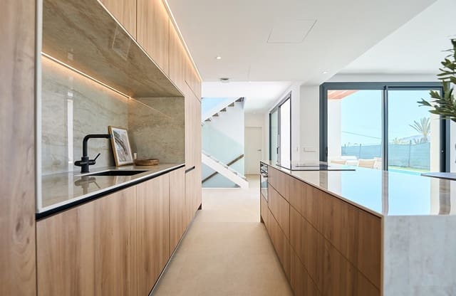 3 makuuhuone Huvila myytävänä paikassa Escandinavia - Cautivador, Alfaz del Pi / L'Alfàs del Pi mukana uima-altaan 
autotalli - 625 000 € (Ref: 7673597)