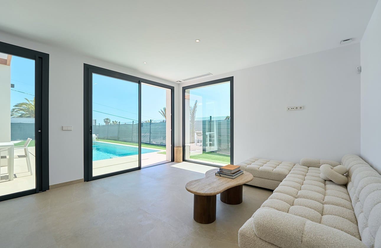 3 quarto Moradia para venda em Alfaz del Pi / L'Alfas del Pi com piscina garagem - 625 000 € (Ref: 7673597)