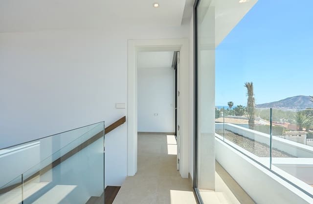 3 soverom Villa til salgs i Escandinavia - Cautivador, Alfaz del Pi / L'Alfàs del Pi med svømmebasseng garasje - € 649 000 (Ref: 7673598)