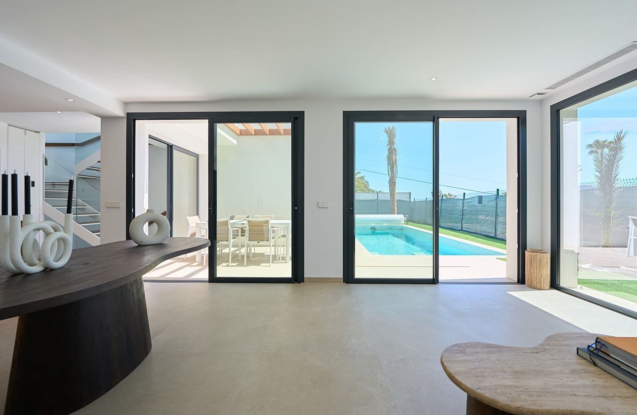 3 soveværelse Villa til salg i Alfaz del Pi / L'Alfas del Pi med swimmingpool garage - € 649.000 (Ref: 7673598)