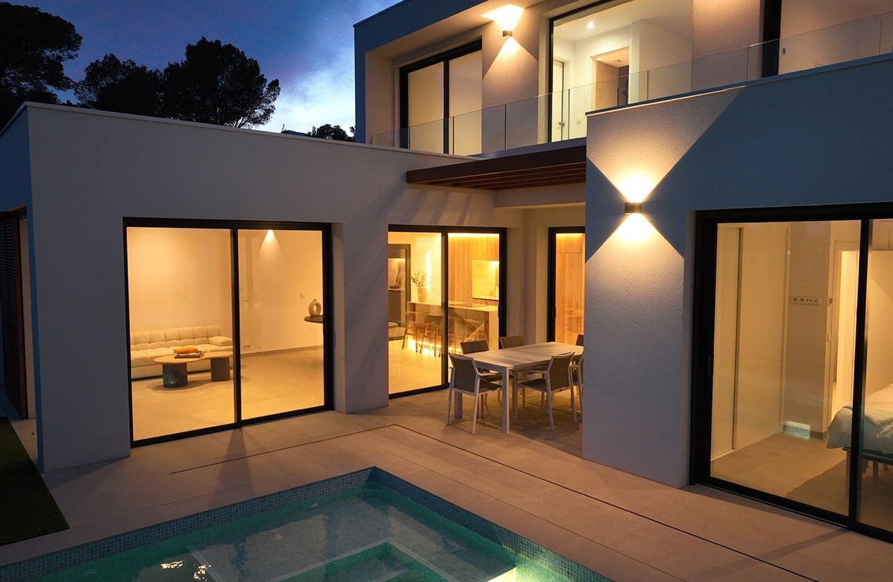 3 soveværelse Villa til salg i Alfaz del Pi / L'Alfas del Pi med swimmingpool garage - € 649.000 (Ref: 7673598)