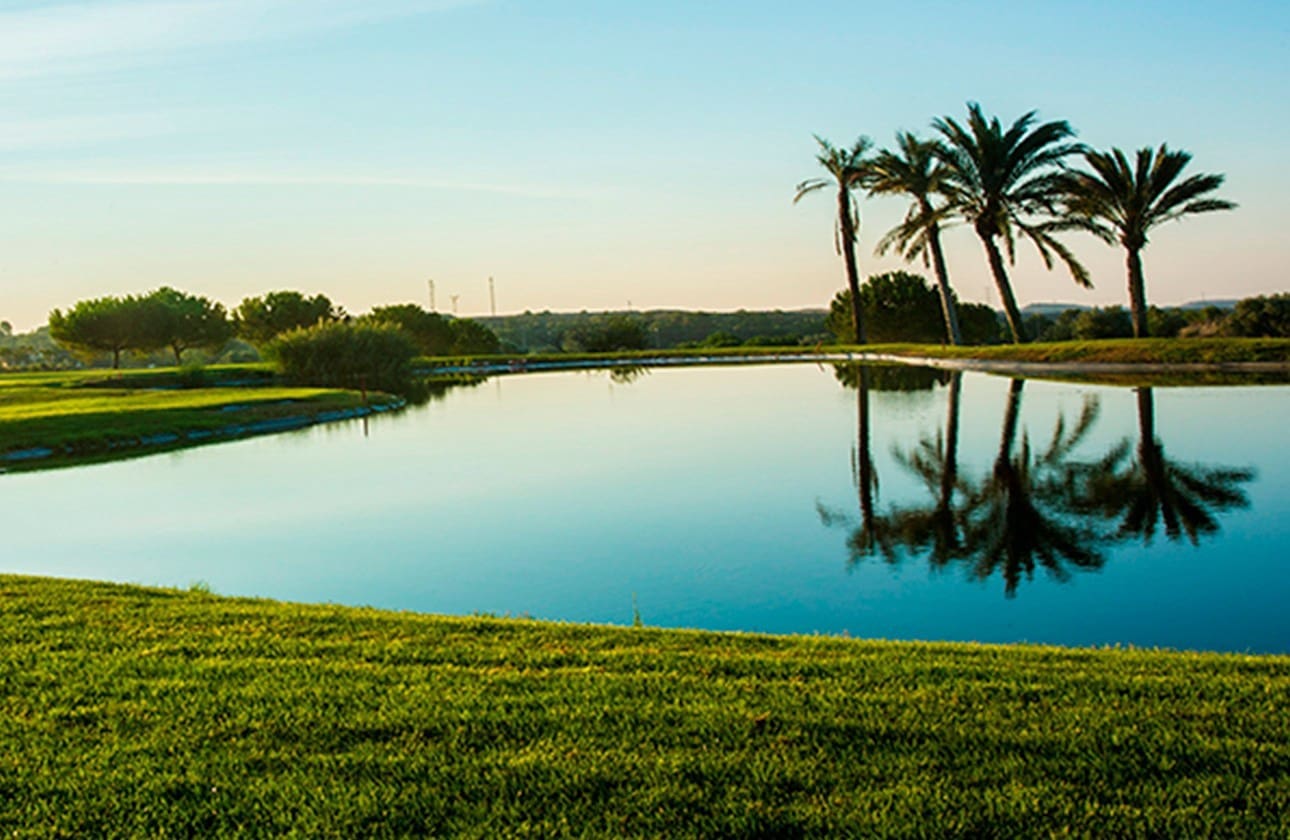 3 sypialnia Dom na sprzedaż w Monforte del Cid z basenem garażem - 332 500 € (Ref: 7673599)