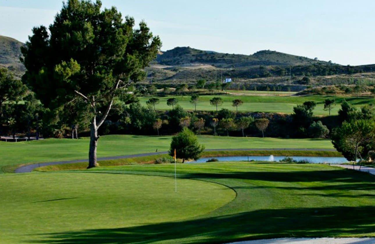 3 sypialnia Dom na sprzedaż w Monforte del Cid z basenem garażem - 332 500 € (Ref: 7673599)