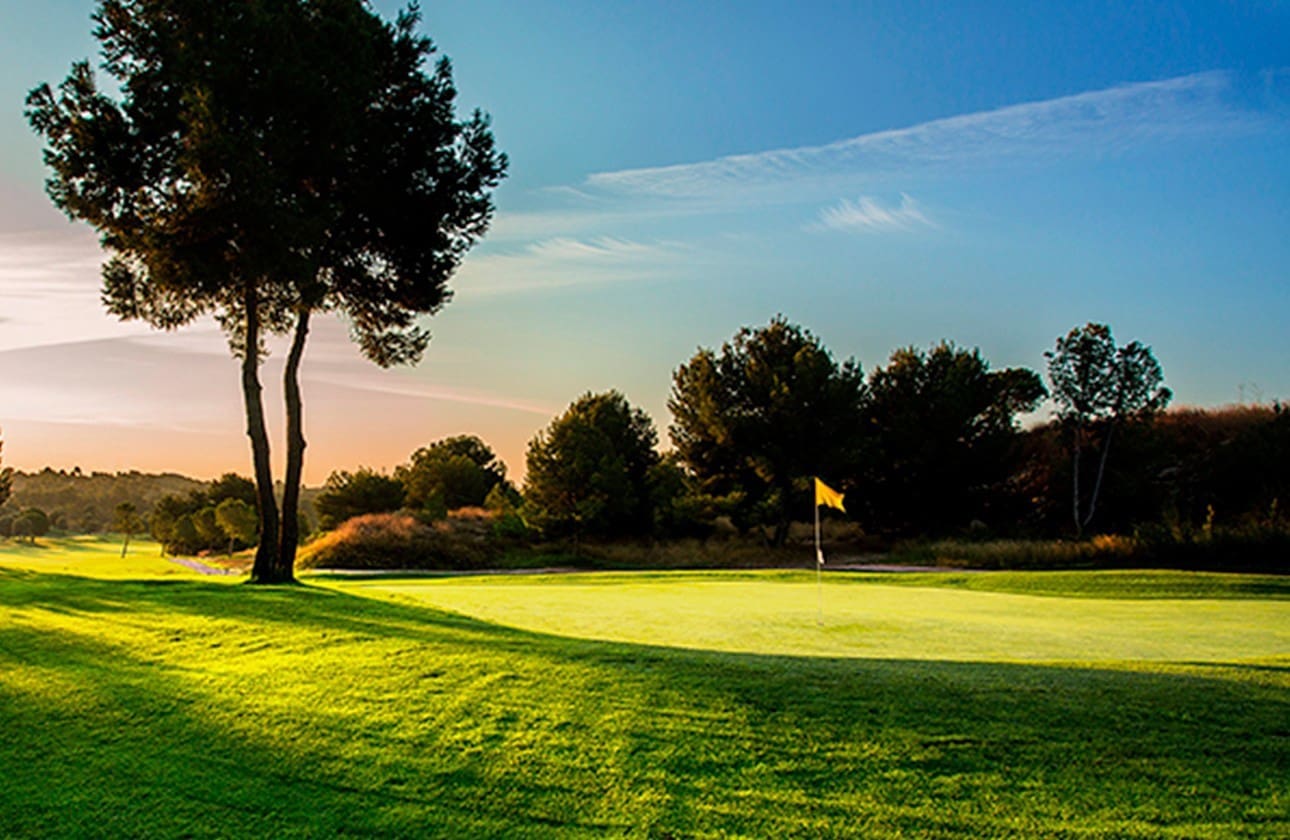 3 soverom Hus til salgs i Monforte del Cid med svømmebasseng garasje - € 335 500 (Ref: 7673601)